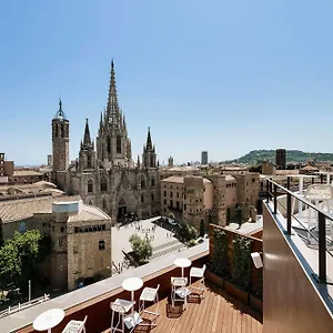 Lamaro 5*, Barcelona Spanien